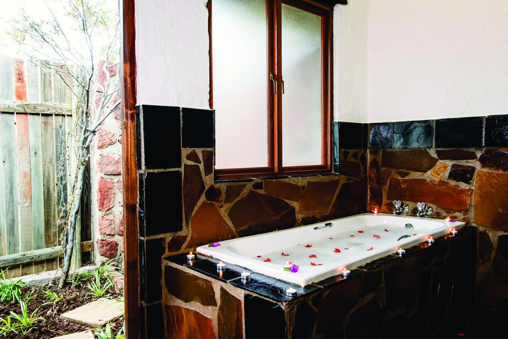 Kedar Heritage Lodge, Conference Centre & Spa Ράστενμπεργκ Εξωτερικό φωτογραφία