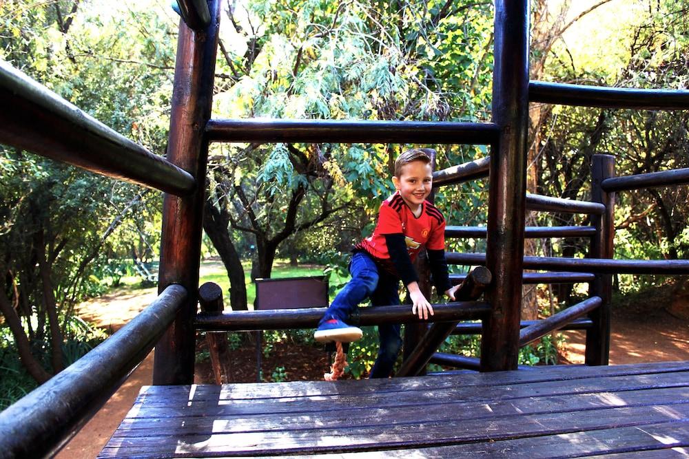 Kedar Heritage Lodge, Conference Centre & Spa Ράστενμπεργκ Εξωτερικό φωτογραφία